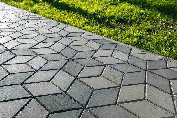 Best Decorative Driveway Pavers  in Youngstown, OH